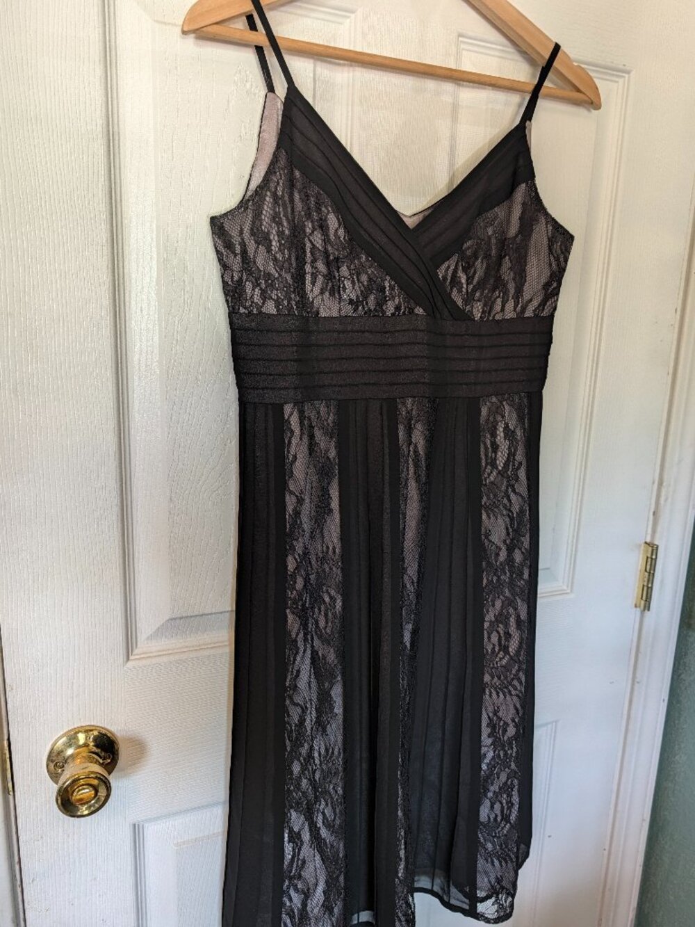 Size 4 LOFT Lace Midi Dress Anne Taylor